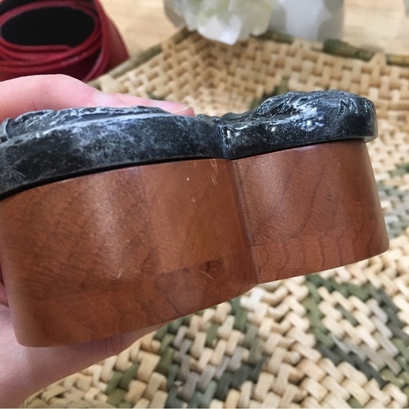 Pewter horse jewelry box. Heart shaped equestrian horse lover trinket box. - Picture 7 of 9